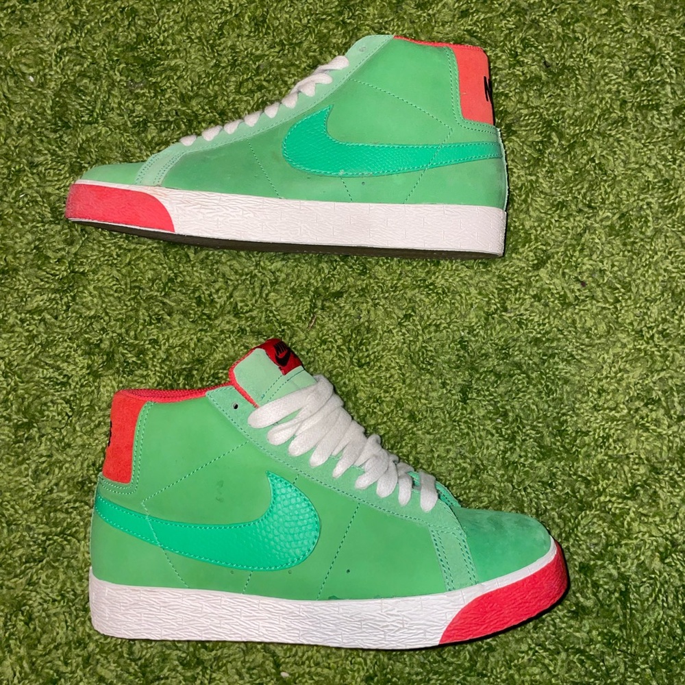 Nike Blazer Premium SB Green Spark Pimento Red Shoes